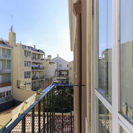 Charming Avenida By Homing *