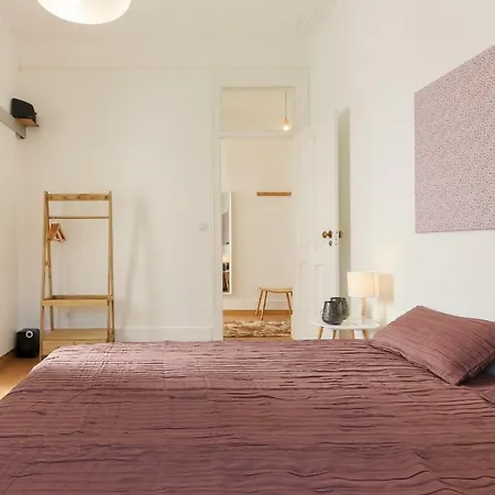 Charming Avenida By Homing Apartment